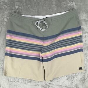 Billabong Men’s Spinner Low Tide Multicolored Swim Surf Shorts Size 38